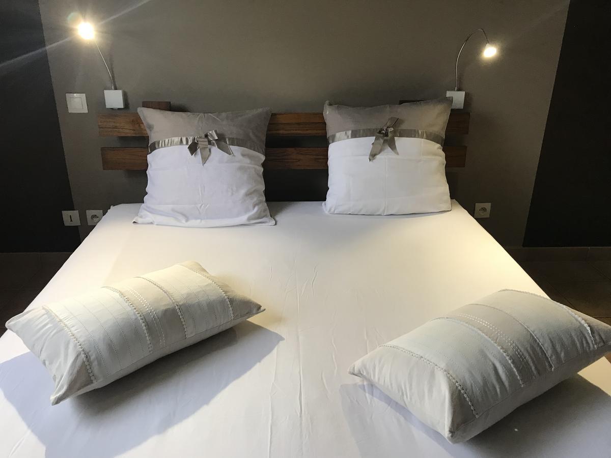 Casa Bella Apartment Сен-Пиер Екстериор снимка